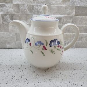 Royal Doulton teapot